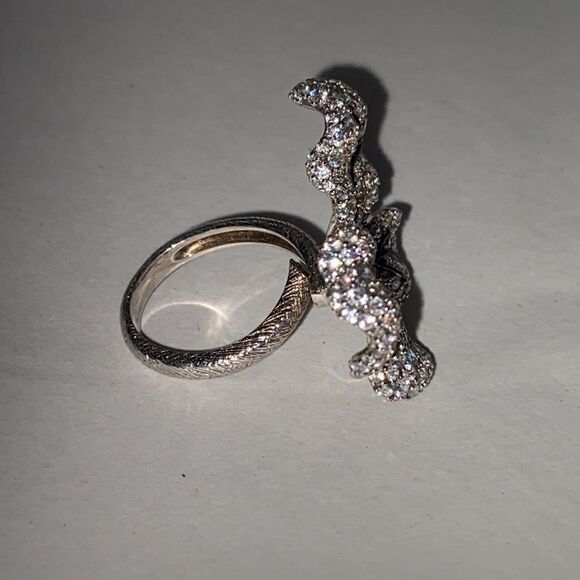 CZ Butterfly Ring - Picture 7 of 16